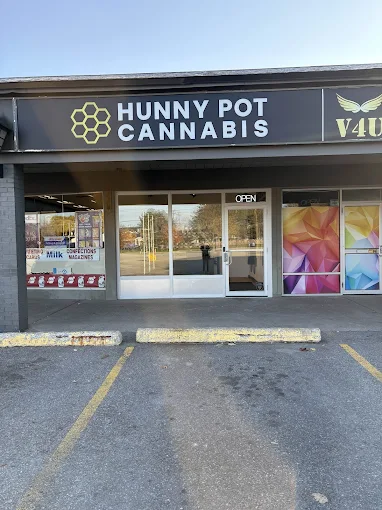 Hunny Pot Cannabis store front