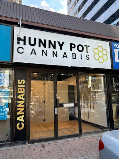 The Hunny Pot Cannabis Co. store front