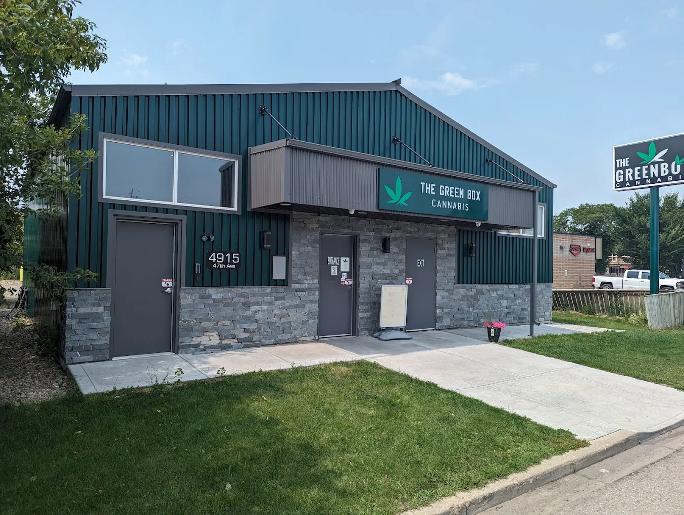 The Green Box Cannabis store front