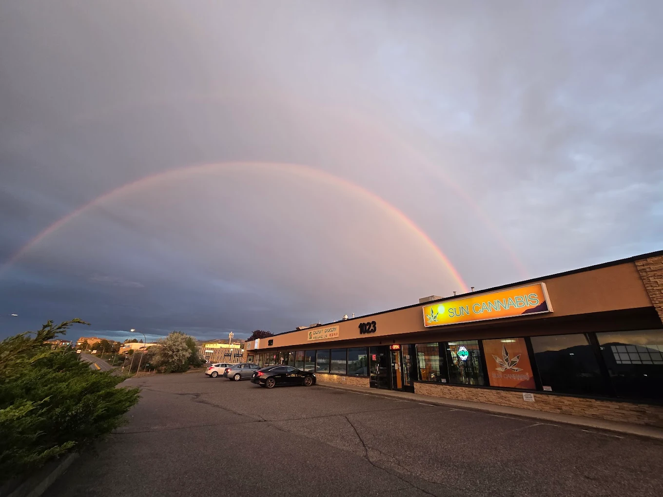 Sun Cannabis store front