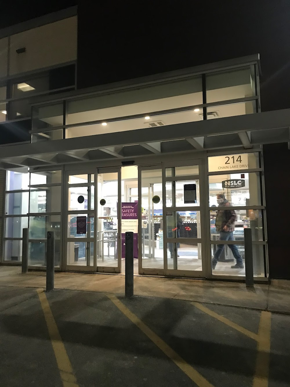 NSLC Cannabis - Bayers Lake Park store front