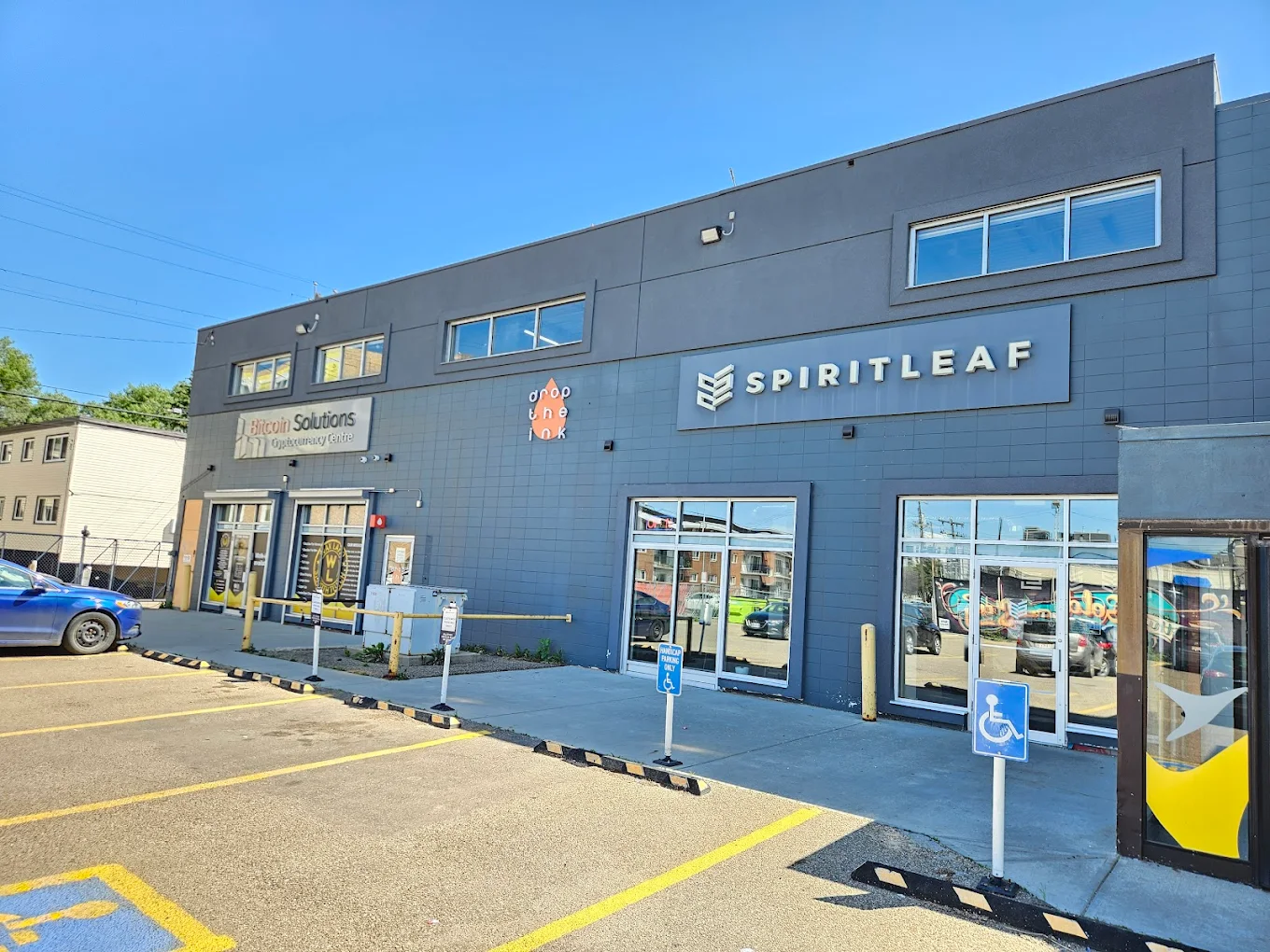 Spiritleaf store front