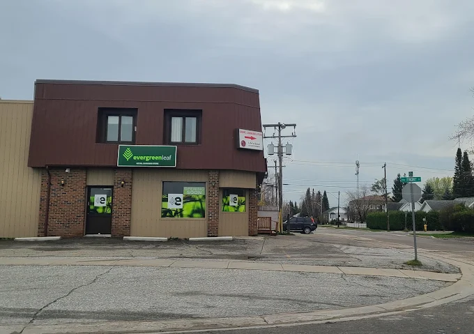 Evergreen Leaf store front