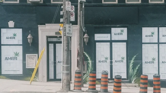 Ameri Cannabis – Forest Hill, Toronto store front