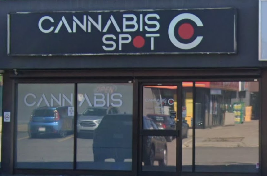 URBN Leaf Cannabis Co. - Clareview store front