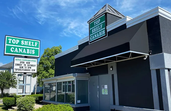 Top Shelf Cannabis store front