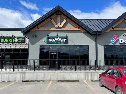 Summit Cannabis Co. store front