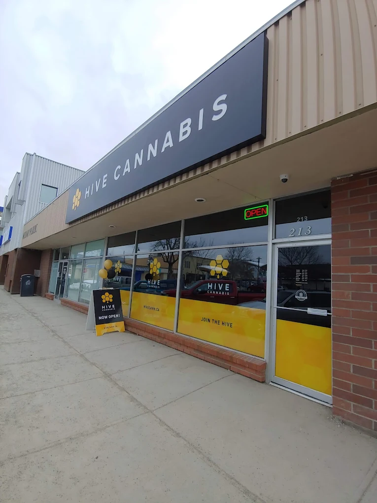 Hive Cannabis - Quesnel store front
