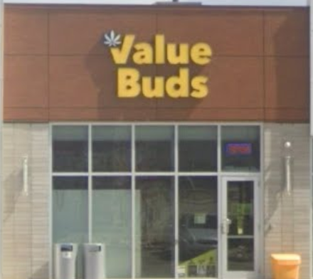 Value Buds Hamptons store front