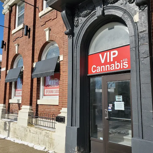Vip Cannabis store front