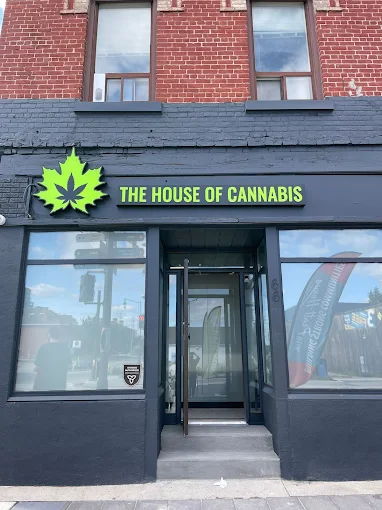 The House of Cannabis - Barrie store front