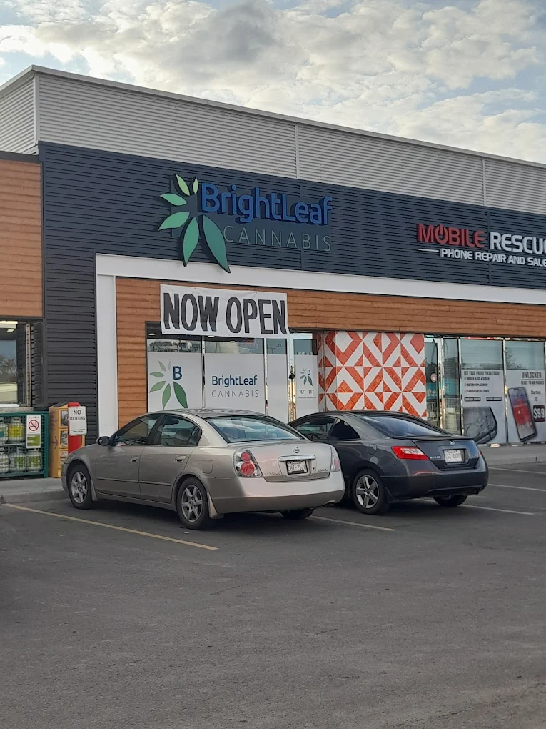 Brightleaf Cannabis - Edmonton store front