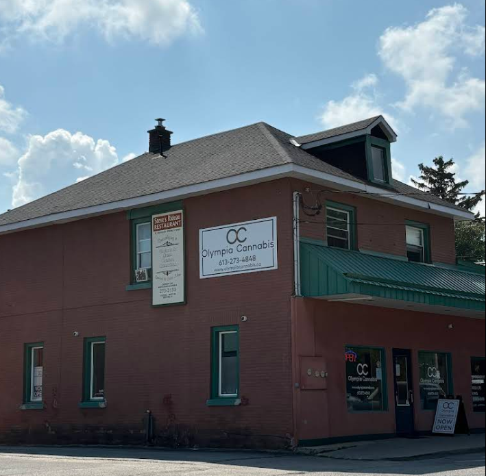 Olympia Cannabis - Merrickville store front