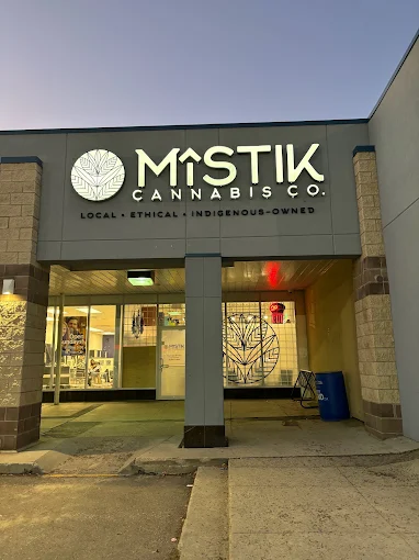 Mistik Cannabis Co. (Winnipeg) store front