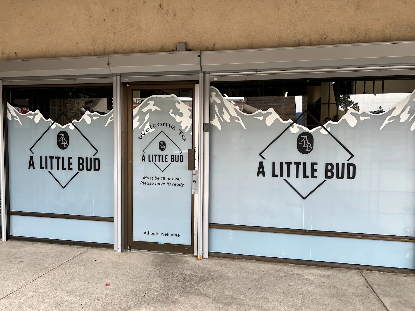 A Little Bud - Summerland store front