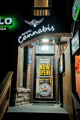 Phoenix Cannabis King and Bathurst store front