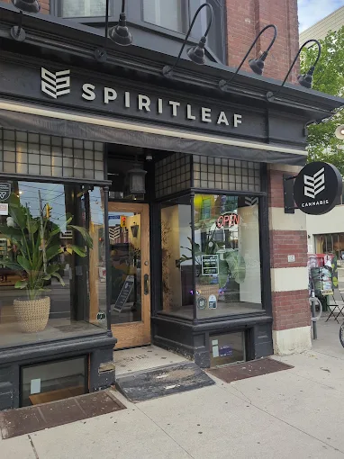 Spiritleaf store front