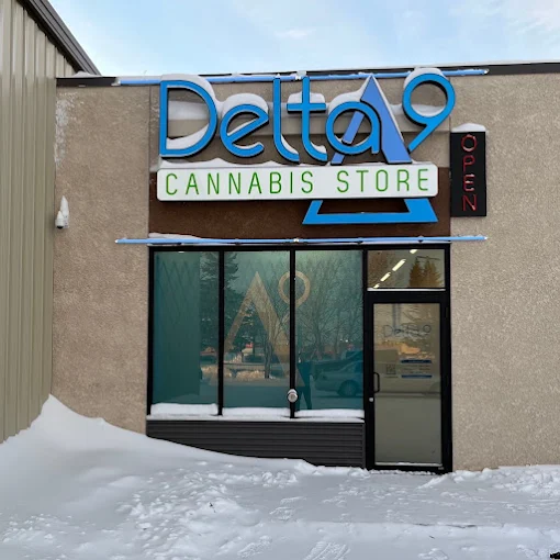 Delta 9 - Dauphin store front