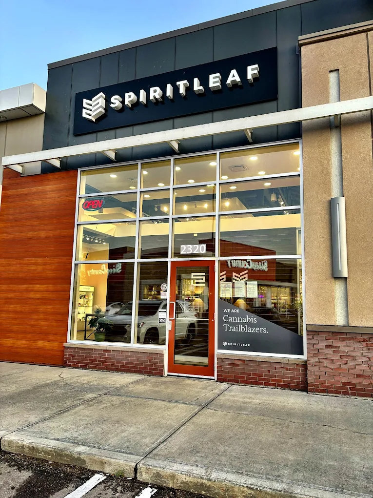 Spiritleaf store front