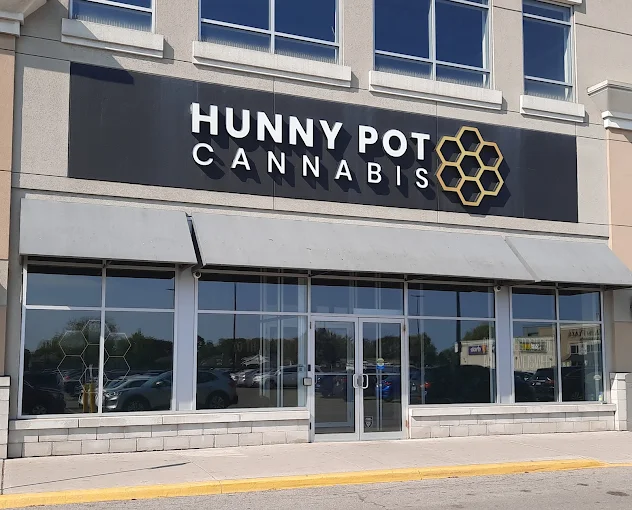 The Hunny Pot Cannabis Co store front