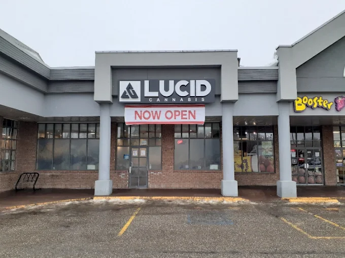 Lucid Cannabis store front