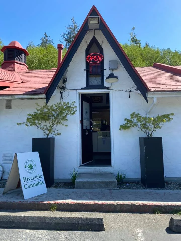 Riverside Cannabis store front