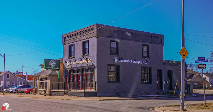 Cannabis Supply Co. - Fort Erie store front