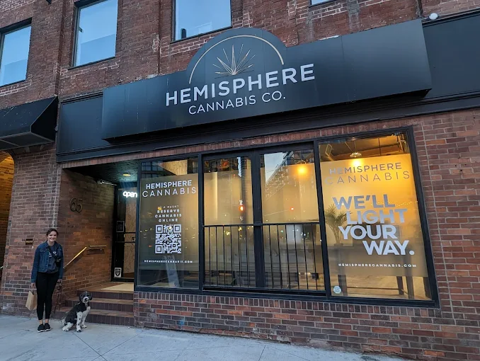 Sweet Seven Cannabis - store front