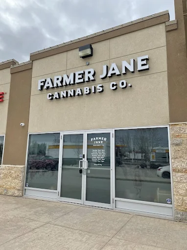 Farmer Jane Cannabis Co. - Charleswood store front