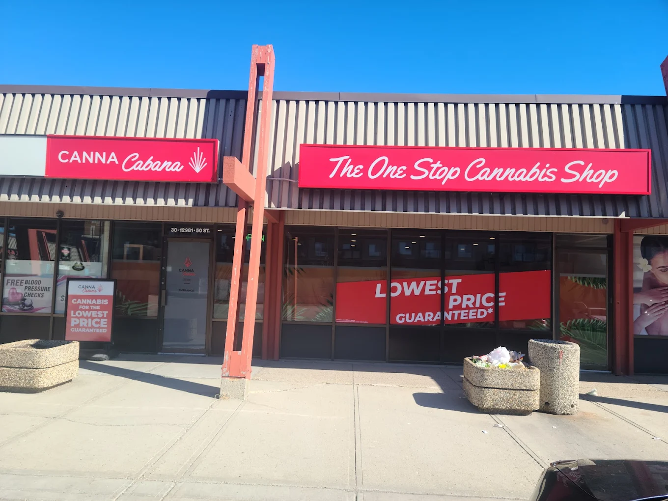 Canna Cabana | Kennedale | Cannabis Store Edmonton store front