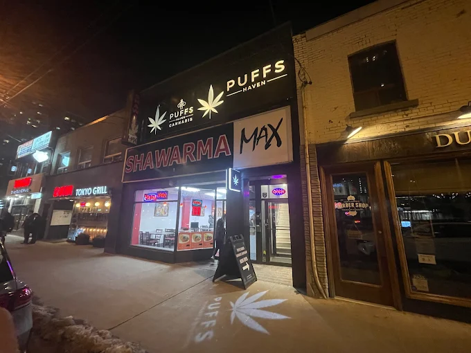 Puffs Haven store front