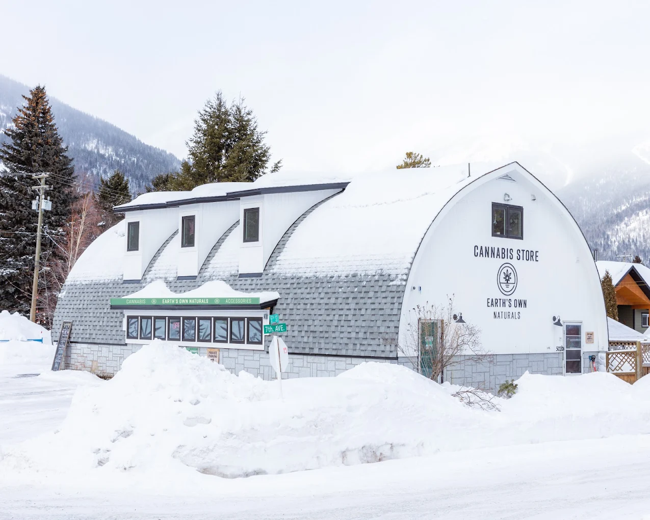 Earth's Own Naturals Ltd. - Fernie store front