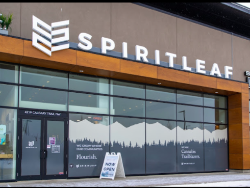 Spiritleaf - Gateway store front