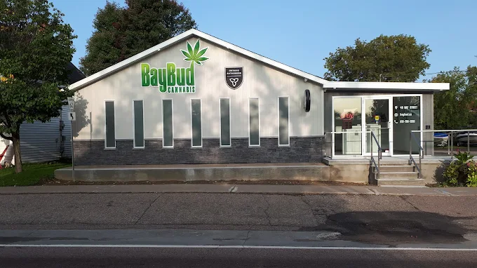 Paradise Cannabis - Baybud Cannabis store front