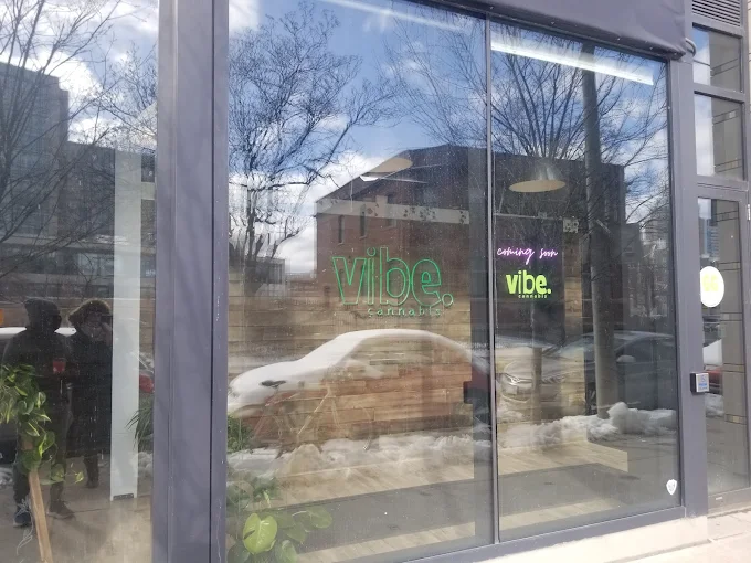 Vibe Cannabis - Toronto store front