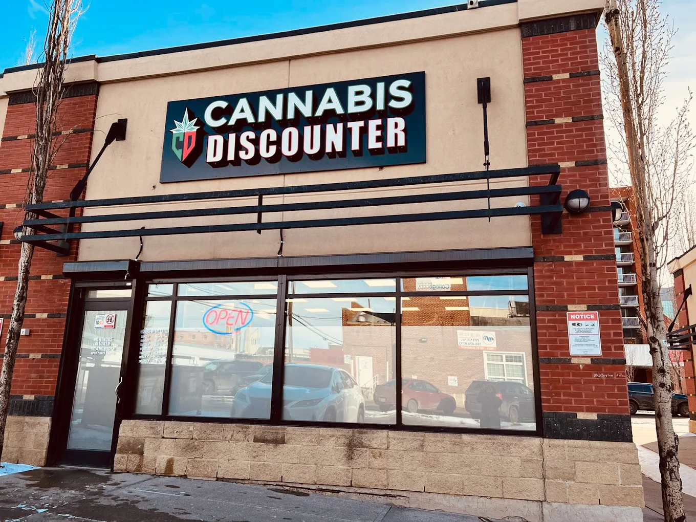 Cannabis Discounter - 102 store front
