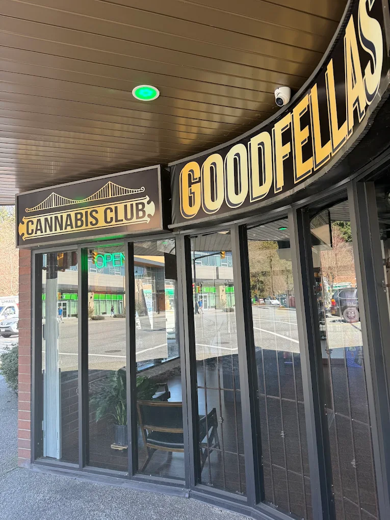 1923 Cannabis CO store front