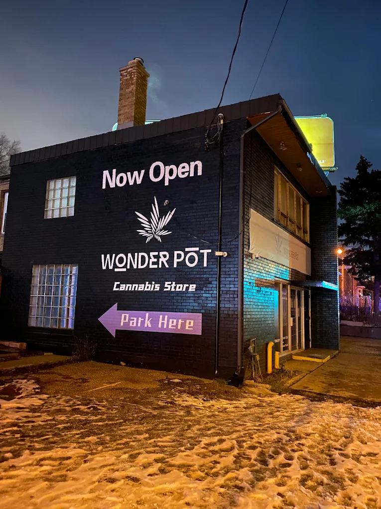 Wonder Pot store front