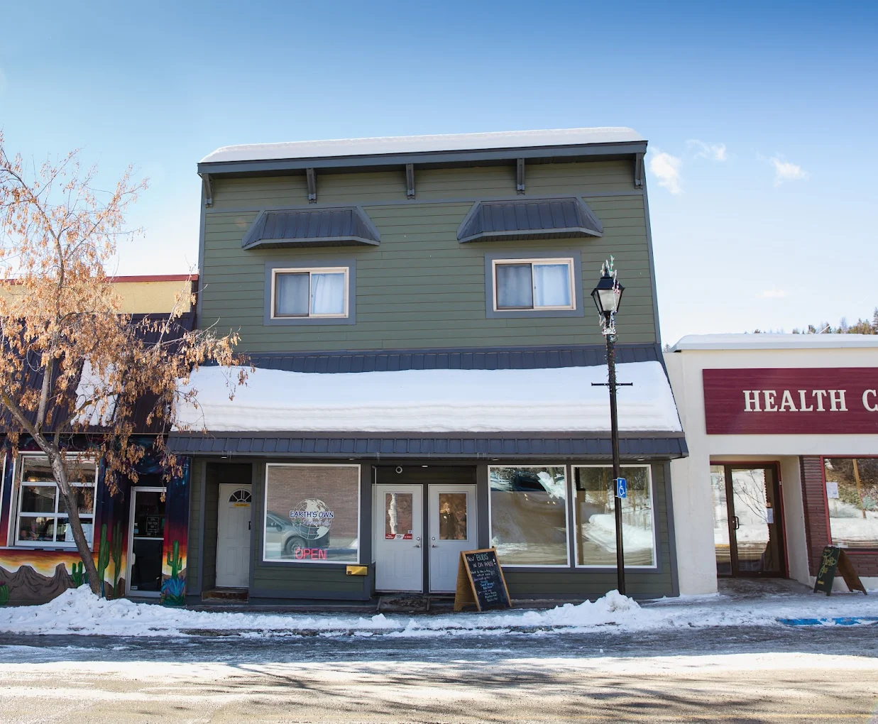 Earth's Own Naturals store front