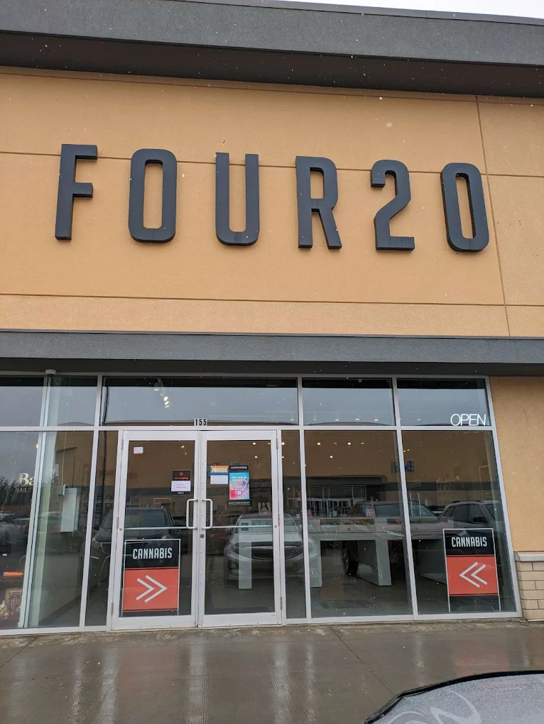 FOUR20 (Capilano) store front