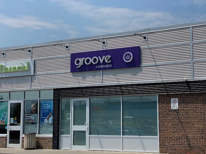 Groove Cannabis - Cornwall store front