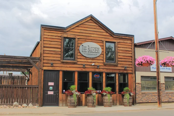 The Bakedery Est 04/20 store front