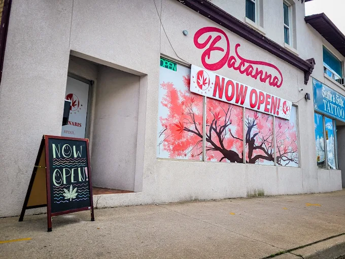 Da Canna store front