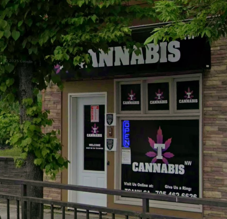 CostCan Vape - Kirkland Lake store front