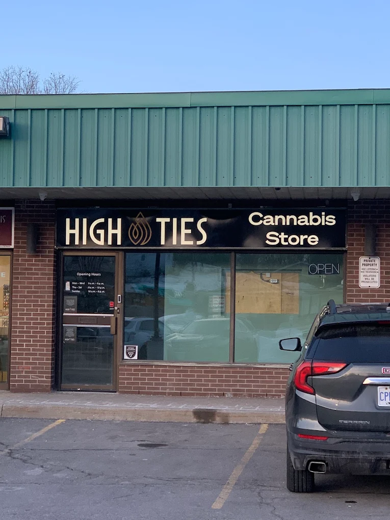 Highties Cannabis Store store front