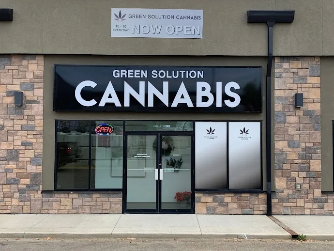 Green Solution Cannabis - Camrose store front