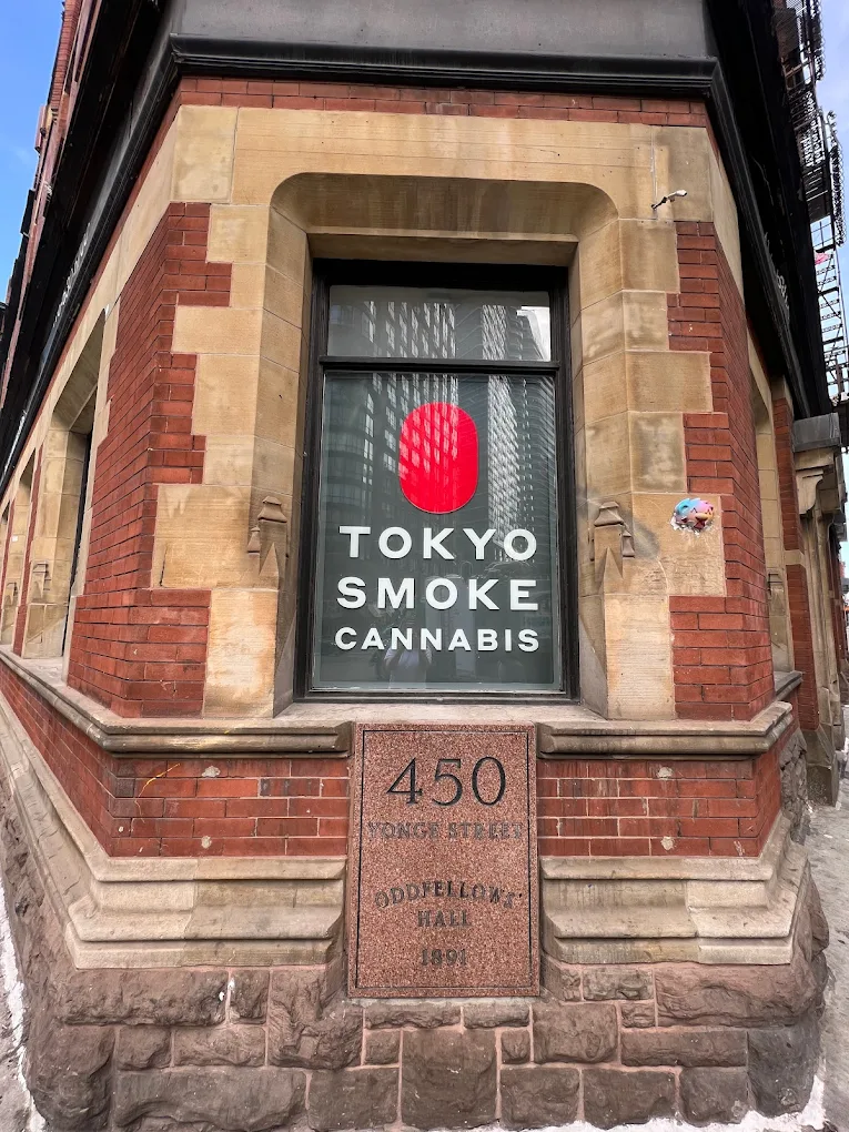 Tokyo Smoke - 450 Yonge St store front