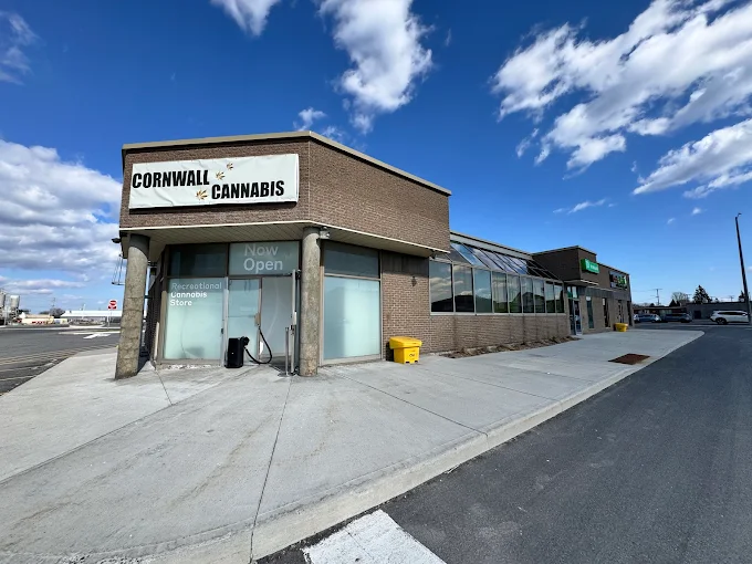 Cornwall Cannabis store front