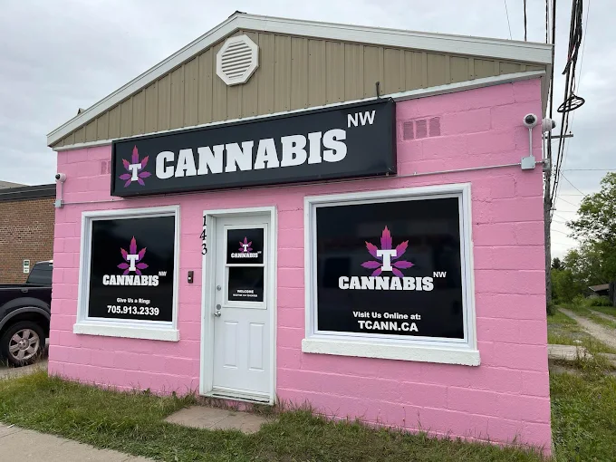 T Cannabis NW store front