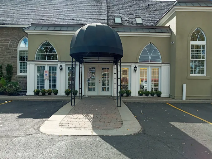 Pure Leaf Cannabis store front